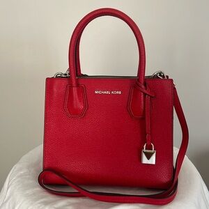 Michael Kors “Mercer Medium Pebbled Leather Crossbody Bag” New Without Tags